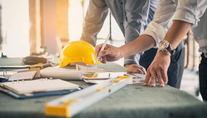 Kỹ sư, giám sát và quản lý dự án rõ ràng